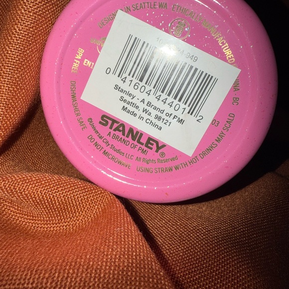 *BRAND NEW* Limited Edition Stanley Glinda Wicked Pink Quencher 40z Tumbler - Picture 5 of 5
